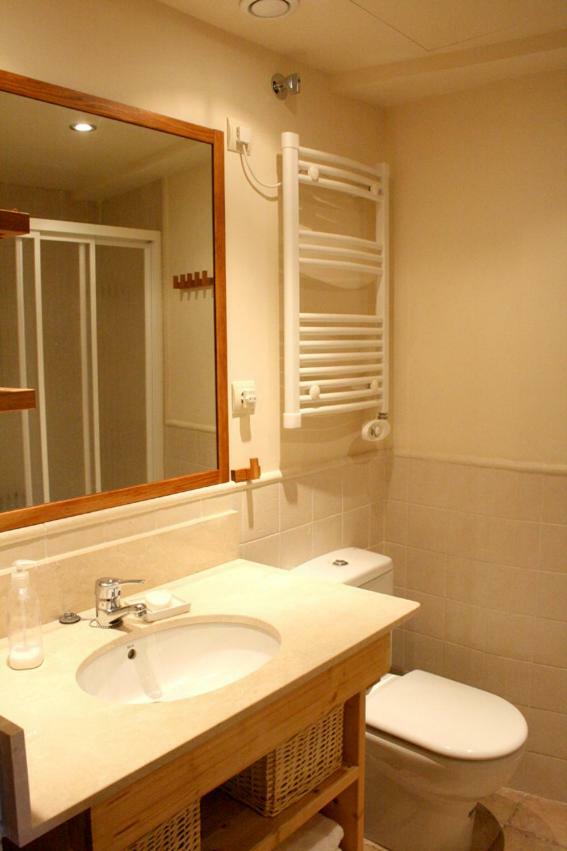 Groc Fluvia Apartment Barcelona Bagian luar foto